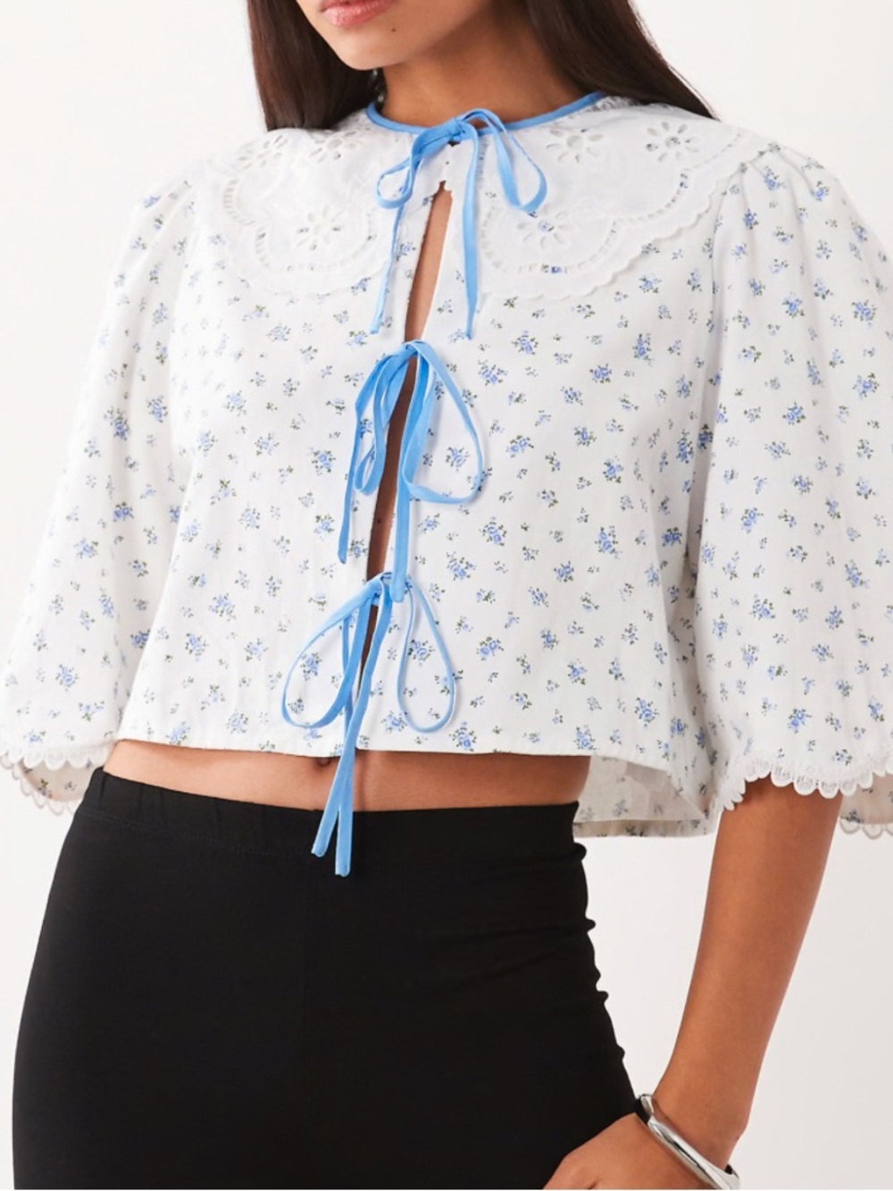 NWT Sister Jane Dalarna Ditsy Floral Bow Blouse Medium